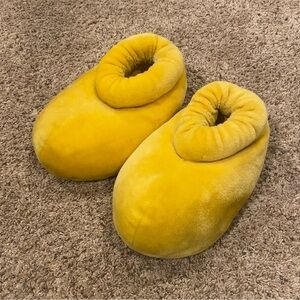 Disney Parks Mickey Mouse Feet Plush Slippers Adult Size Small Yellow